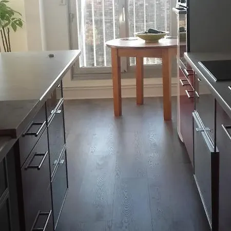 Cosy A Centre Проживание в семье